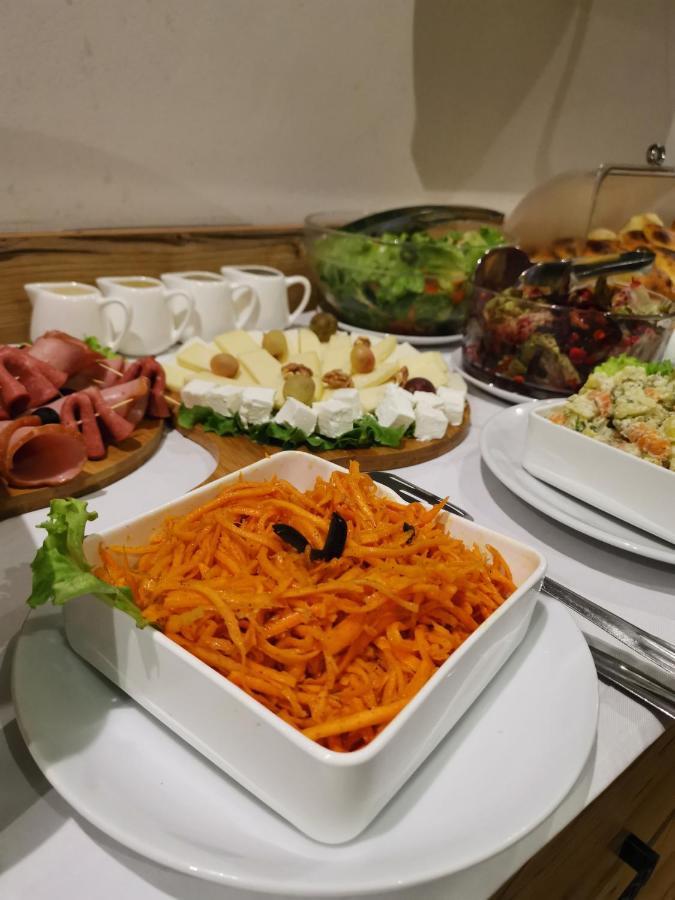 Good Inn Hotel Gudauri Ngoại thất bức ảnh